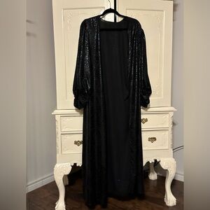 Black Embossed Duster With Three Quarter Sleeves